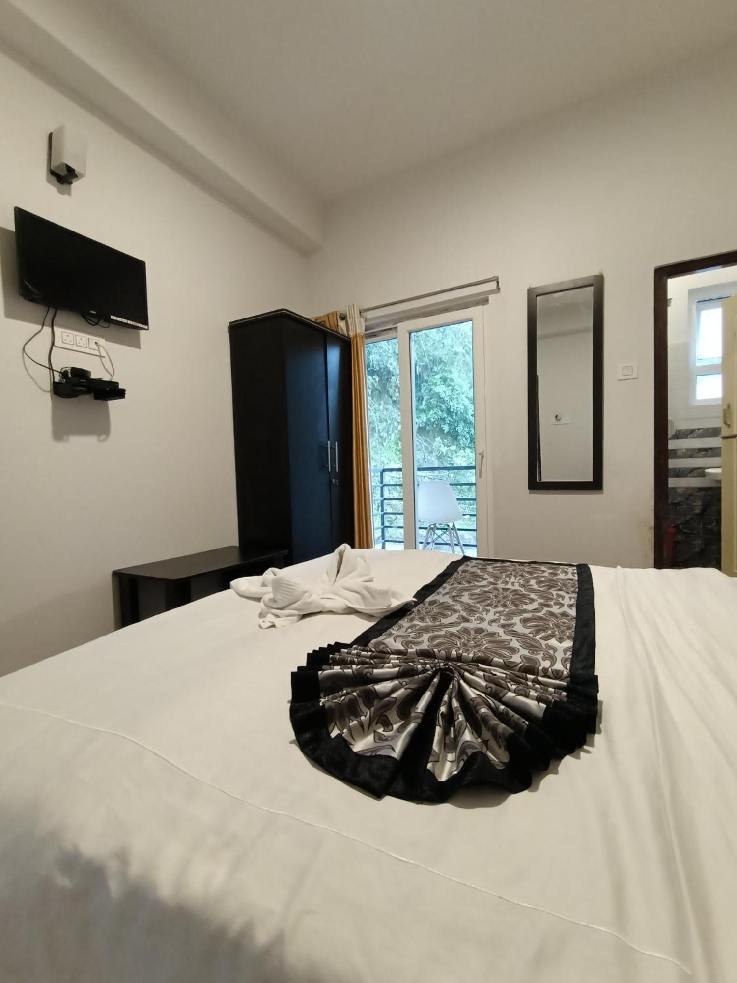 Hotel Karma Kastle Гангток Номер фото