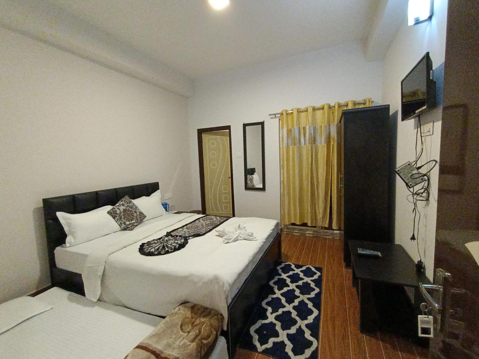Hotel Karma Kastle Гангток Номер фото